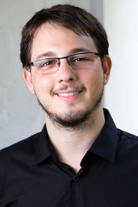 ميرتس لمكتب مراقب الدولة: " يسرائيل هيوم" تعمل من أجل نتنياهو ويجب الكشف عن مصادر التمويل